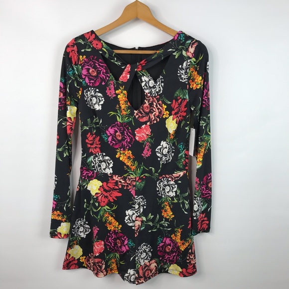 NWT Guess Black Floral Long Sleeve Romper - Picture 6 of 6
